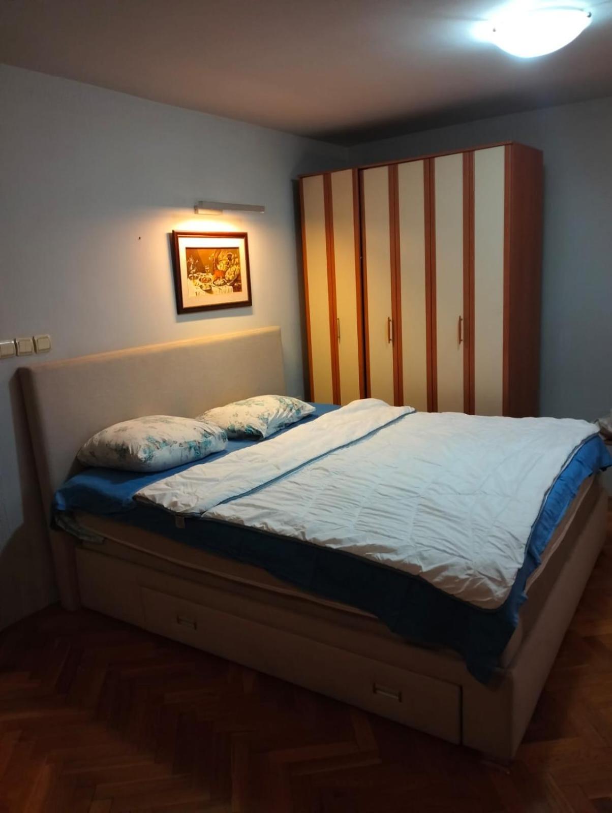 Lejla Apartment Подгорица Екстериор снимка